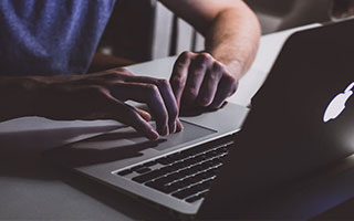 星空体育app：带你穿越星光，点亮每日健身新纪元